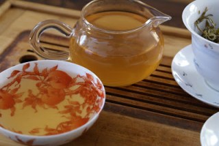 dong ting bi luo chun palais des thes chinois