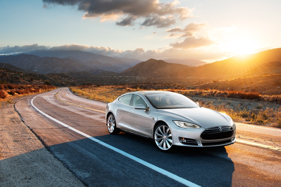 tesla-model-s-car-press-photo1