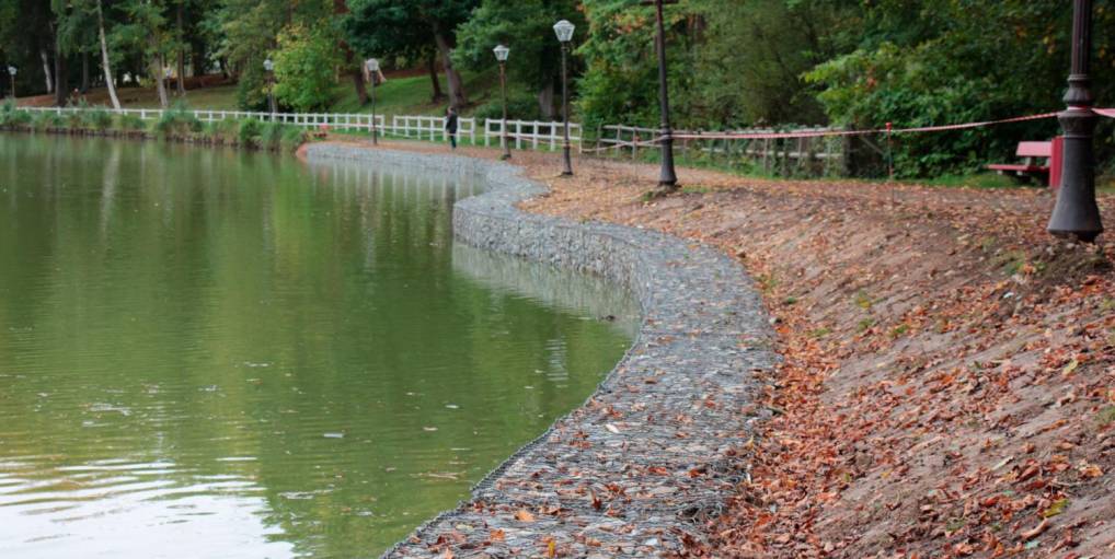 berges-renovees-lac-andelle-forges-pn_25966498_20191003161229